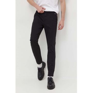 Tommy Jeans pantaloni bărbați, culoarea negru, drept DM0DM18339