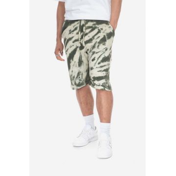 Alpha Industries pantaloni scurți Tie Dye barbati, culoarea verde 106361.142-green