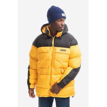 Columbia geacă Ballistic Ridge Oversized Puffer barbati, culoarea galben, de iarna, oversize 2011261-703