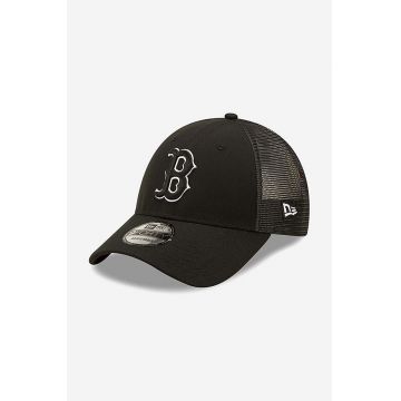 New Era șapcă 940 Trucker Red Sox culoarea negru, cu imprimeu 60240406-black