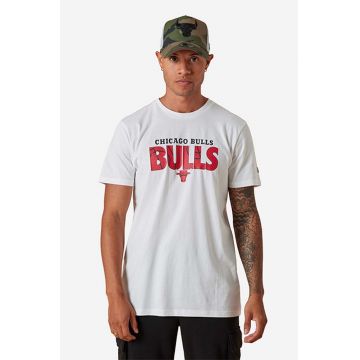 New Era tricou din bumbac NBA Infill Tee Bulls culoarea alb, cu imprimeu 13083890-white