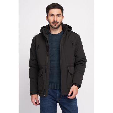 Geaca cu gluga detasabila