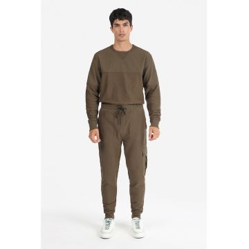 Pantaloni de trening cargo cu snur de ajustare