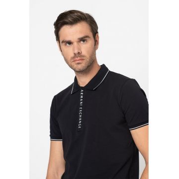 Tricou polo cu fenta cu fermoar