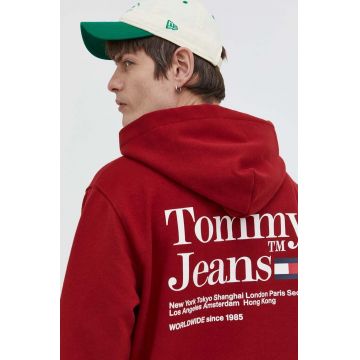 Tommy Jeans bluză bărbați, culoarea bordo, cu glugă, imprimeu DM0DM18860