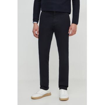 Sisley pantaloni barbati, culoarea negru, mulata, 4AIHSF021
