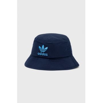 adidas Originals pălărie culoarea albastru marin HL9322-NINDIG