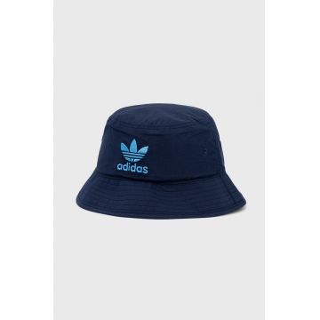 adidas Originals pălărie culoarea bleumarin HL9322-NINDIG