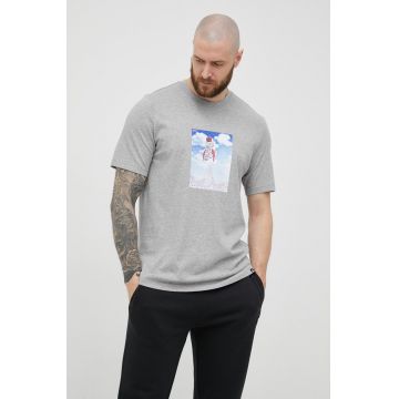 adidas tricou din bumbac culoarea gri, cu imprimeu