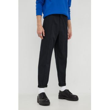 Tiger Of Sweden pantaloni barbati, culoarea negru, cu fason chinos