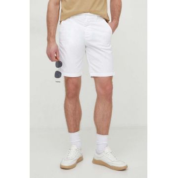 United Colors of Benetton pantaloni scurti barbati, culoarea alb