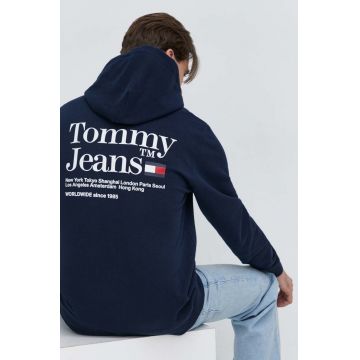 Tommy Jeans bluza barbati, culoarea albastru marin, cu glugă, cu imprimeu