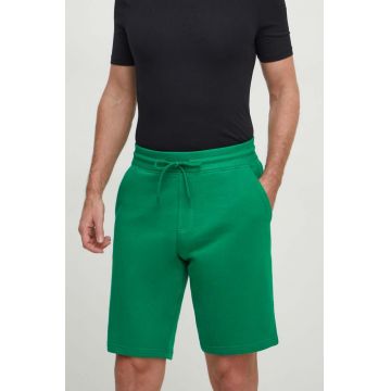 United Colors of Benetton pantaloni scurti din bumbac culoarea verde