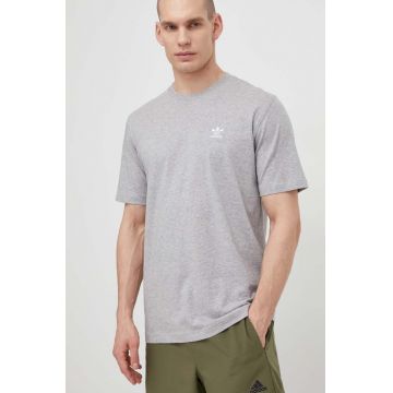 adidas Originals tricou din bumbac Essential Tee bărbați, culoarea gri, melanj, IR9692