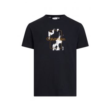 Tricou regular fit cu decolteu la baza gatului - Negru