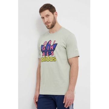 adidas Originals tricou din bumbac bărbați, culoarea verde, cu imprimeu IS0231