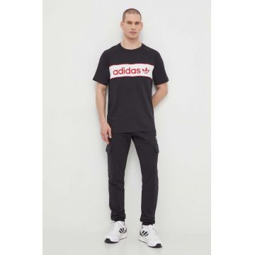 adidas Originals tricou din bumbac bărbați, culoarea negru, cu imprimeu IS1404