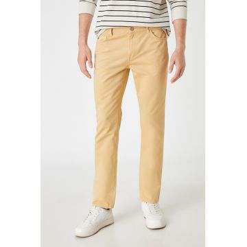 Pantaloni crop regular fit