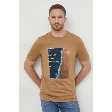 BOSS tricou din bumbac barbati, culoarea bej, cu imprimeu