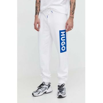 Hugo Blue pantaloni de trening din bumbac culoarea alb, cu imprimeu