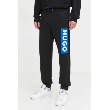 Hugo Blue pantaloni de trening din bumbac culoarea negru, cu imprimeu