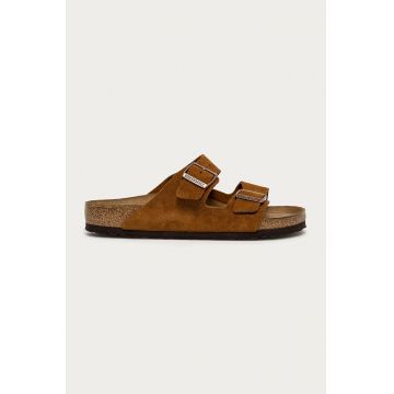 Birkenstock slapi de piele Arizona barbati, culoarea maro, 1009526