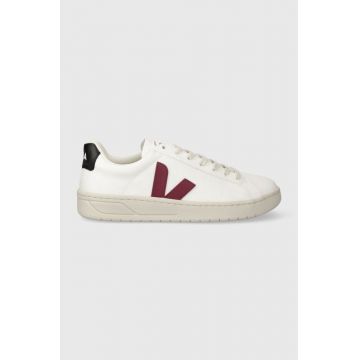 Veja sneakers Urca culoarea alb