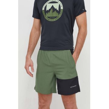 Columbia pantaloni scurți outdoor Hike culoarea verde 2072004