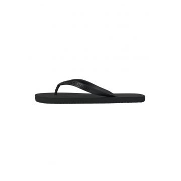 Papuci flip-flop de cauciuc