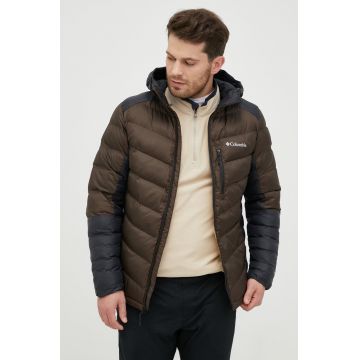 Columbia geaca sport Labyrinth Loop culoarea maro, de iarna