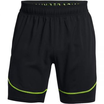 Pantaloni scurti barbati Under Armour Challenger Pro Training Shorts 1379453-002, XXL, Negru