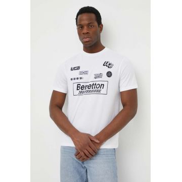 United Colors of Benetton tricou din bumbac barbati, culoarea alb, cu imprimeu