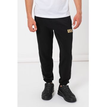 Pantaloni de trening cu buzunare cu fermoar