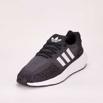 Adidas Originals Swift Run 22 BLK/WHT