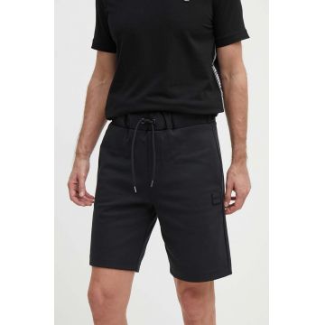 BOSS pantaloni scurti barbati, culoarea negru