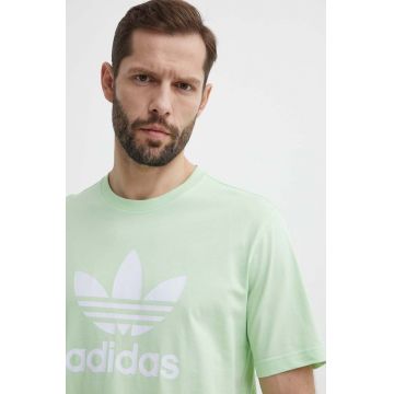 adidas Originals tricou din bumbac barbati, culoarea verde, cu imprimeu, IR7979