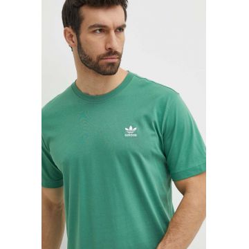 adidas Originals tricou din bumbac barbati, culoarea verde, neted, IN0671