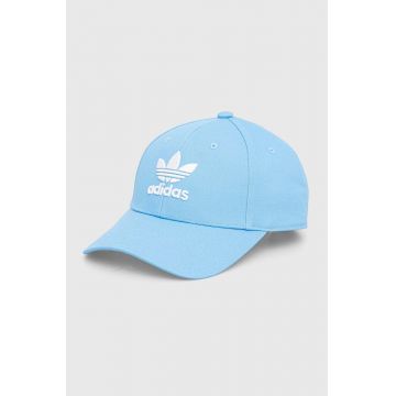 adidas Originals șapcă de baseball din bumbac cu imprimeu, IS4623