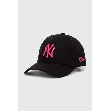 New Era șapcă de baseball din bumbac 9FORTY NEW YORK YANKEES culoarea negru, cu imprimeu, 60503372