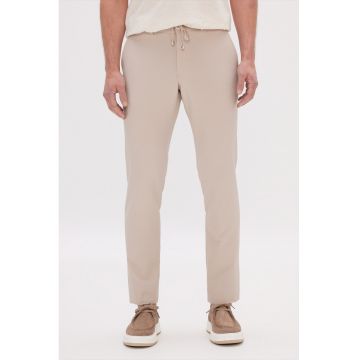 Pantaloni chino slim fit