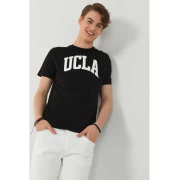 Tricou cu decolteu la baza gatului si imprimeu logo Culver