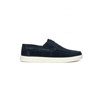 Pantofi boat de piele intoarsa