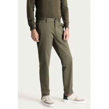 Pantaloni chino slim fit