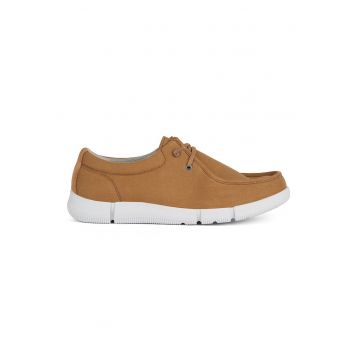 Pantofi boat cu garnituri de piele intoarsa