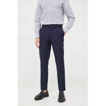 Sisley pantaloni barbati, culoarea albastru marin, mulata