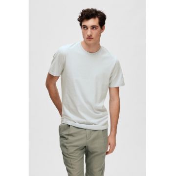 Tricou din bumbac organic cu decolteu la baza gatului Haspen