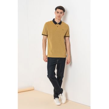 Tricou polo cu model pique