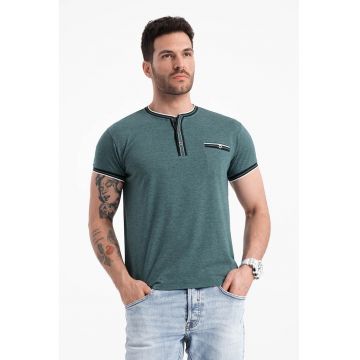 Tricou Henley cu accente in dungi