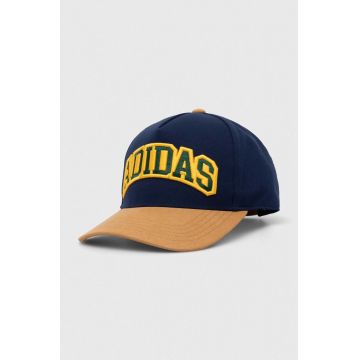 adidas Originals sapca culoarea albastru marin, cu imprimeu, IU0045