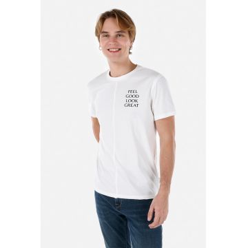 Tricou cu decolteu la baza gatului si imprimeu text Tricou cu decolteu la baza gatului si imprimeu text